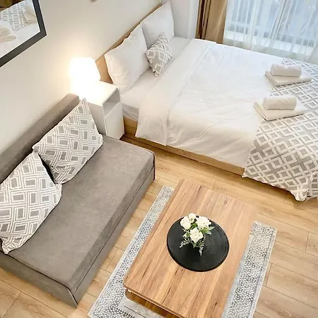 דירה Best Studio For Business & Family Super Fast Wi-fi *